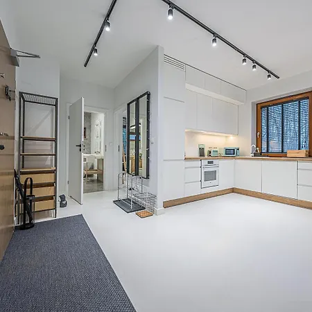 Citystay Family Apartament Ulanska Przy Lesie דירה גדינייה