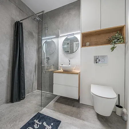Citystay Family Apartament Ulanska Przy Lesie דירה גדינייה